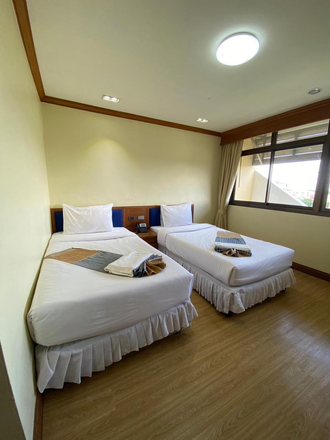 Phuphanplace Hotel Ban Phang Khwang Tai Ngoại thất bức ảnh